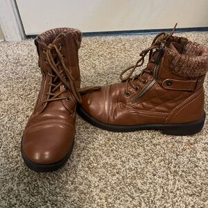 Brown Lace-Up Ankle Boots with Knit Cuff